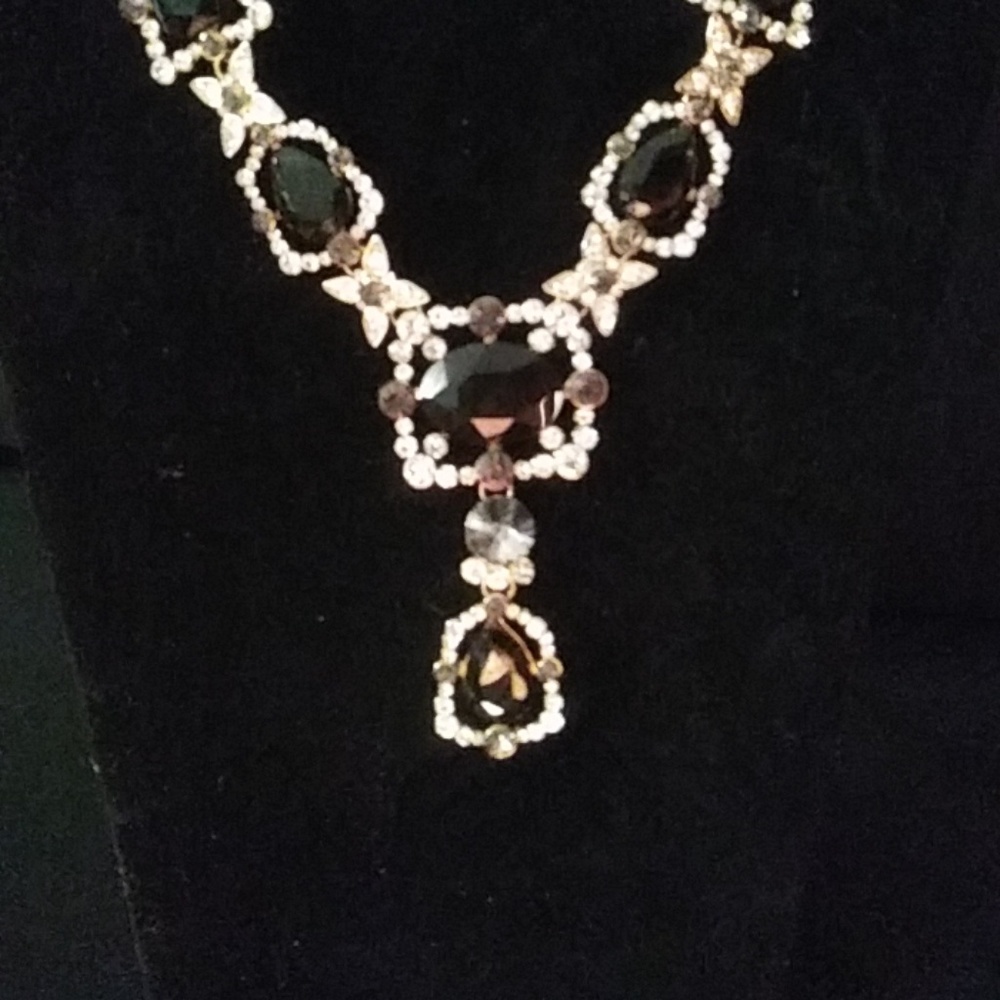 Statement Necklace - Picture 2 of 2